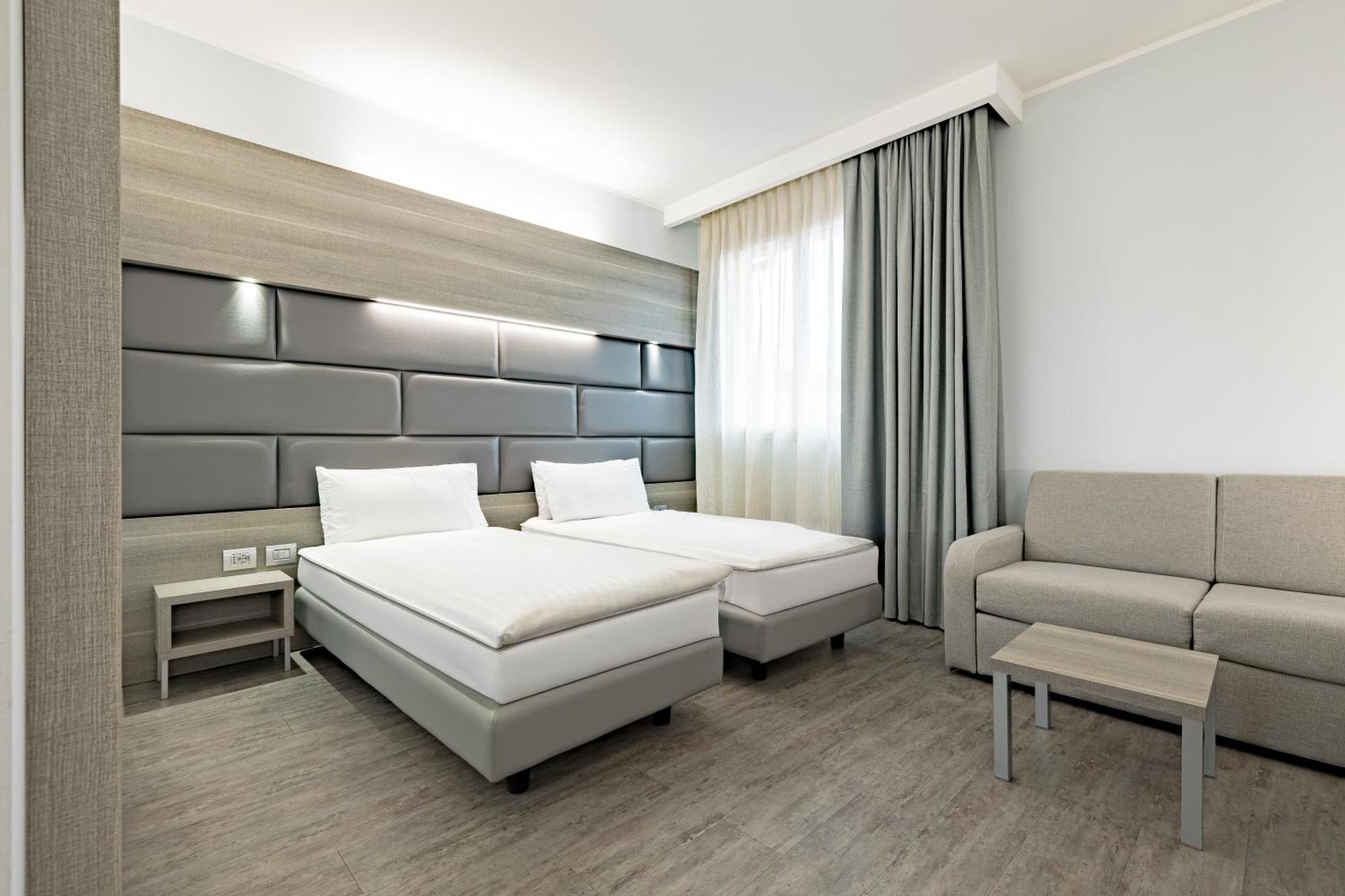 Just Hotel Saronno Eksteriør bilde