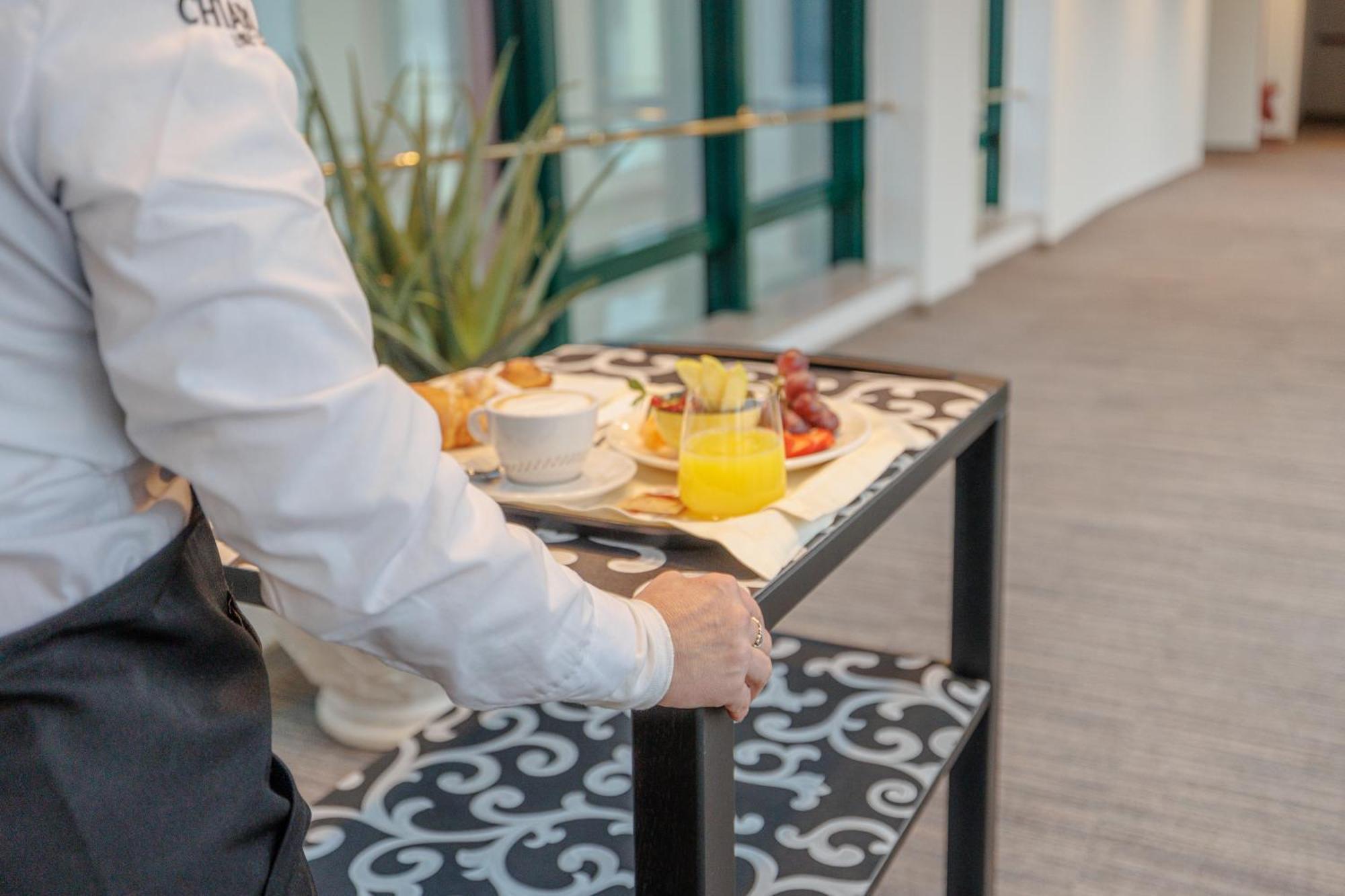 Just Hotel Saronno Eksteriør bilde